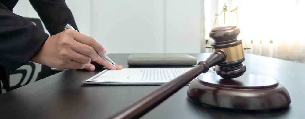 Les obligations et responsabilités de l'assureur en droit des assurances
